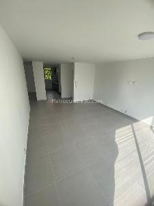 Apartamento en venta en Pinares, Pereira · foto 2 de 14