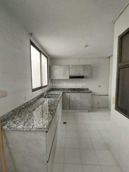Apartamento en Arriendo, PINARES, Pereira - Widok 4