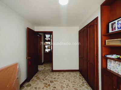 Apartamento de 3 alcobas en venta en Los Alpes, Pereira, 160 m² · foto 15 de 20