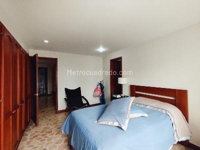 Apartamento de 3 alcobas en venta en Los Alpes, Pereira, 160 m² · foto 18 de 20