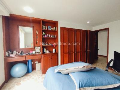 Apartamento de 3 alcobas en venta en Los Alpes, Pereira, 160 m² · foto 19 de 20
