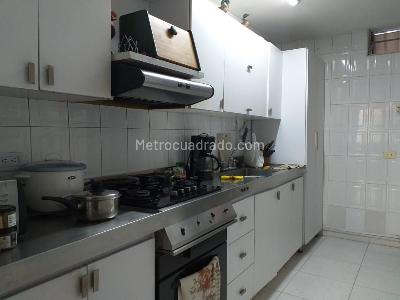 Apartamento de 3 alcobas en venta en Invico, Pereira, 94 m² · foto 2 de 9