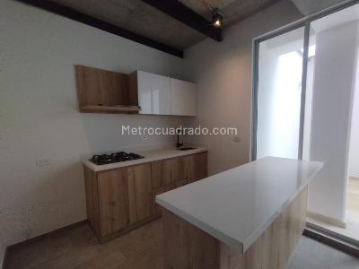 Apartamento en venta en Pinares, Pereira · foto 2 de 10
