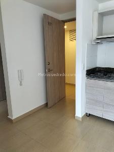 Apartamento de 3 alcobas en venta en Galicia, Pereira, 75 m² · foto 2 de 12