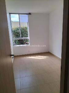 Apartamento de 3 alcobas en venta en Galicia, Pereira, 75 m² · foto 5 de 12