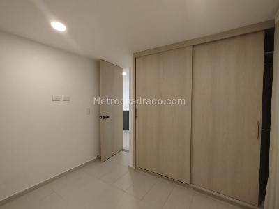 Apartamento en venta en Pinares, Pereira · foto 8 de 12