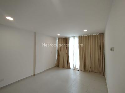Apartamento en venta en Pinares, Pereira · foto 3 de 12