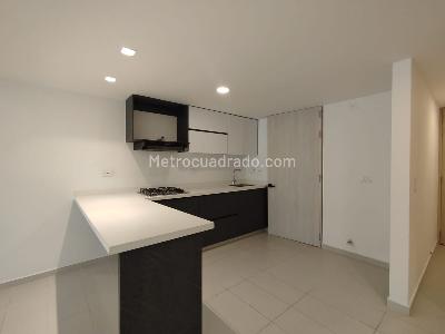 Apartamento en venta en Pinares, Pereira · foto 4 de 12