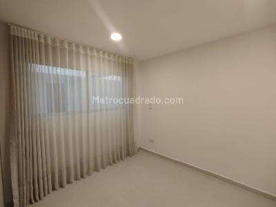 Apartamento en venta en Pinares, Pereira · foto 7 de 12