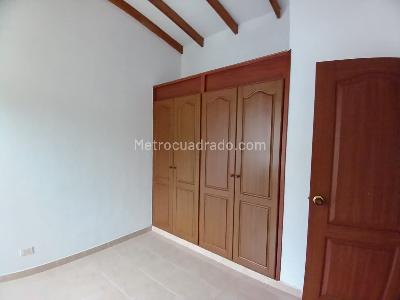 Casa de 3 alcobas en arriendo en San Luis, Pereira, 153 m² · foto 12 de 17