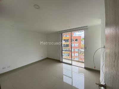 Apartamento en venta en Pinares, Pereira · foto 7 de 13