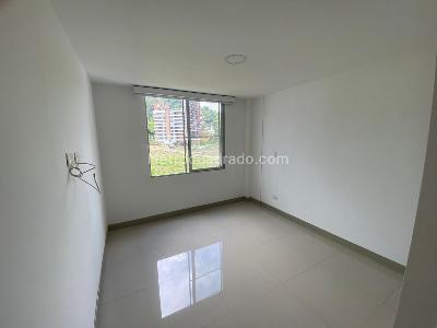 Apartamento en venta en Pinares, Pereira · foto 9 de 13