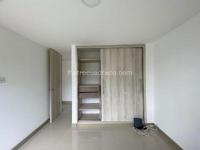 Apartamento en venta en Pinares, Pereira · foto 11 de 13