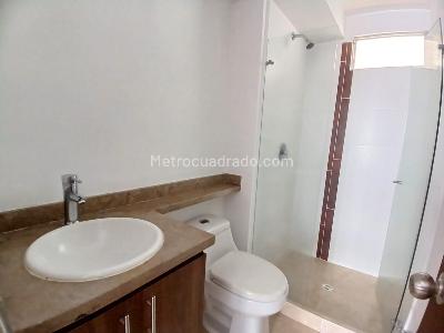 Apartamento en venta en Pereira, Pereira · foto 9 de 11