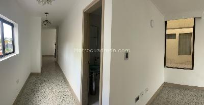 Apartamento en venta en Centro, Pereira · foto 3 de 10