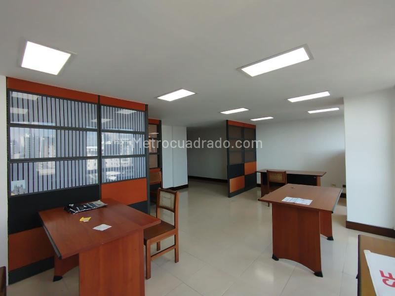 Oficina en Arriendo, CIRCUNVALAR, Pereira - Widok 4