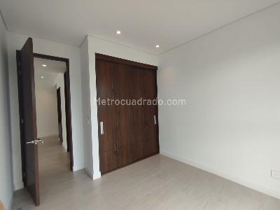Apartamento en venta en Pinares Alto, Pereira · foto 12 de 14