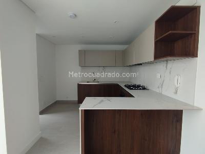 Apartamento en venta en Pinares Alto, Pereira · foto 3 de 14