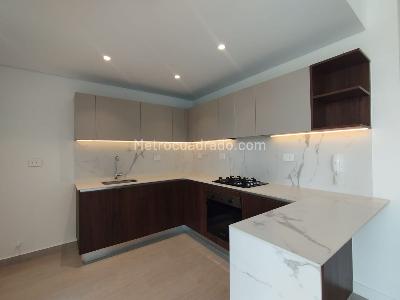 Apartamento en venta en Pinares Alto, Pereira · foto 4 de 14