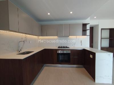 Apartamento en venta en Pinares Alto, Pereira · foto 5 de 14