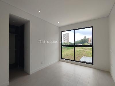 Apartamento en venta en Pinares Alto, Pereira · foto 6 de 14