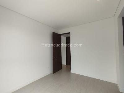 Apartamento en venta en Pinares Alto, Pereira · foto 7 de 14