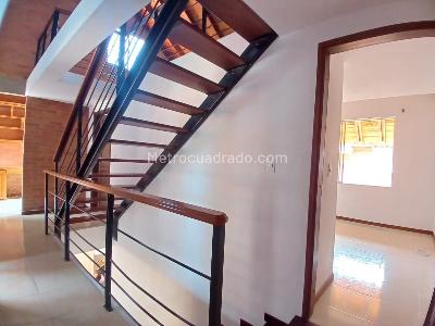Casa en venta en El Jardin, Pereira · foto 8 de 20