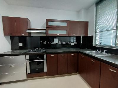 Casa de 3 alcobas en arriendo en Pinares Alto, Pereira, 284 m² · foto 4 de 18