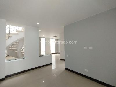 Casa de 3 alcobas en arriendo en Pinares Alto, Pereira, 284 m² · foto 3 de 18