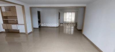 Apartamento en venta en Pinares, Pereira · foto 2 de 10