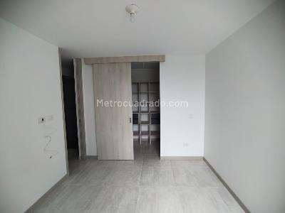 Apartamento en venta en Maraya, Pereira · foto 7 de 18
