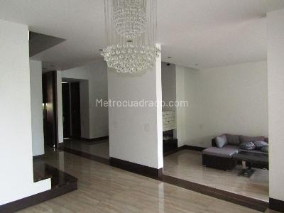Casa de 3 alcobas en arriendo en Pinares Alto, Pereira, 284 m² · foto 7 de 20