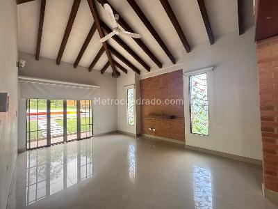 Casa de 3 alcobas en venta en Cerritos, Pereira, 280 m² · foto 13 de 18
