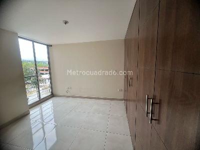 Apartamento de 3 alcobas en venta en Los Corales, Pereira, 70 m² · foto 11 de 12