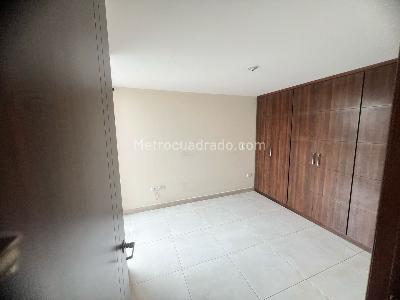 Apartamento de 3 alcobas en venta en Los Corales, Pereira, 70 m² · foto 9 de 12