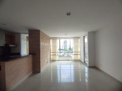 Apartamento en venta en Pinares, Pereira · foto 3 de 17