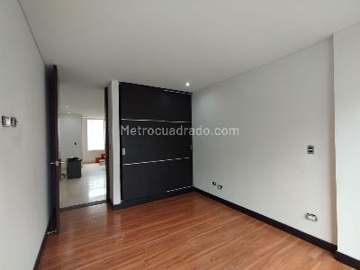 Casa de 4 alcobas en venta en Pinares, Pereira, 275 m² · foto 14 de 16