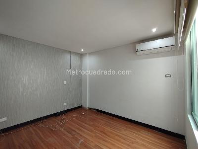 Casa de 4 alcobas en venta en Pinares, Pereira, 275 m² · foto 6 de 16