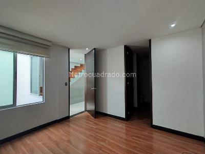 Casa de 4 alcobas en venta en Pinares, Pereira, 275 m² · foto 7 de 16