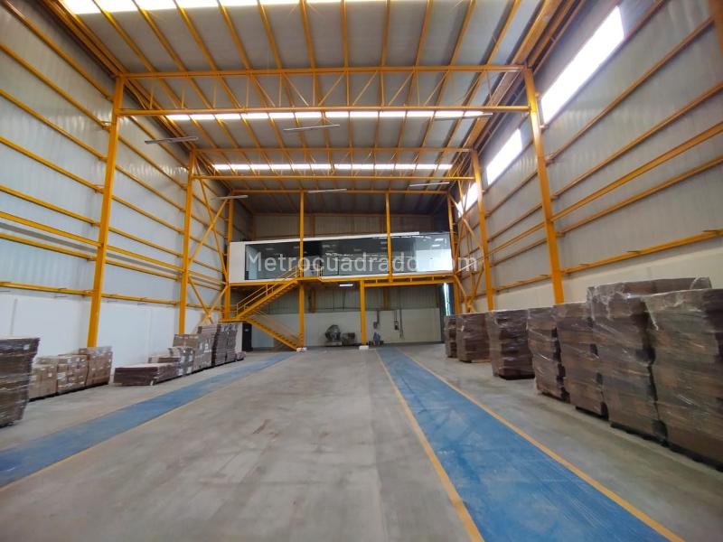 Bodega en Arriendo, ROMELIA EL POLLO, Dosquebradas - Más