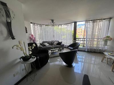 Apartamento en venta en Pinares, Pereira · foto 2 de 16
