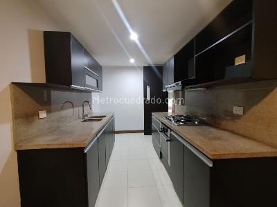 Apartamento en venta en Pinares Alto, Pereira · foto 6 de 19