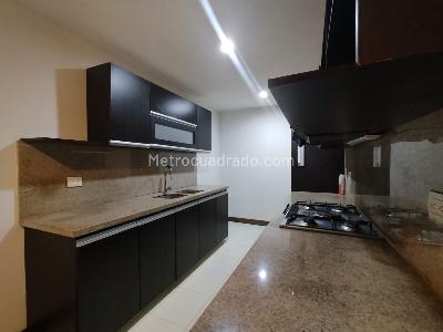 Apartamento en venta en Pinares Alto, Pereira · foto 5 de 19