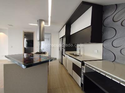 Apartamento en venta en Pinares Alto, Pereira · foto 8 de 18