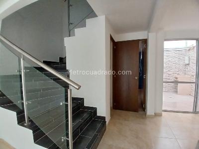 Casa en venta en Galicia, Pereira · foto 9 de 19