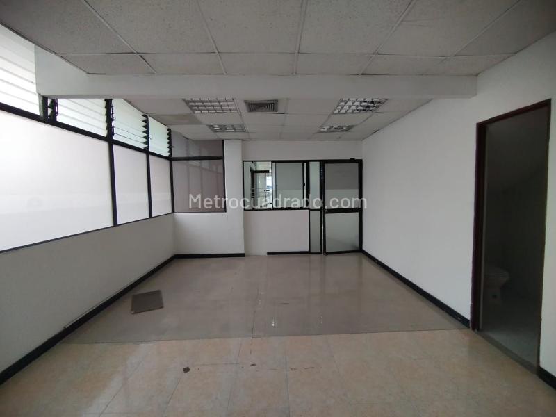 Local Comercial en Arriendo, AVENIDA 30 DE AGOSTO, Pereira - Mehr