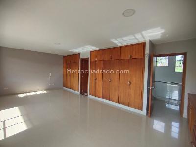 Casa de 4 alcobas en venta en Huertas En Pereira, Pereira, 500 m² · foto 17 de 20