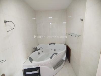 Casa de 4 alcobas en venta en Huertas En Pereira, Pereira, 500 m² · foto 18 de 20