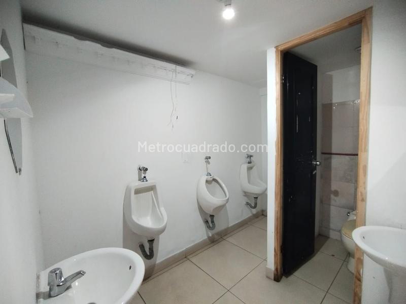 Local Comercial en Arriendo, LA BADEA, Dosquebradas - Więcej