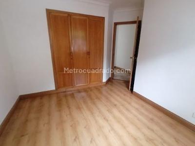Apartamento en venta en Pinares Alto, Pereira · foto 10 de 20